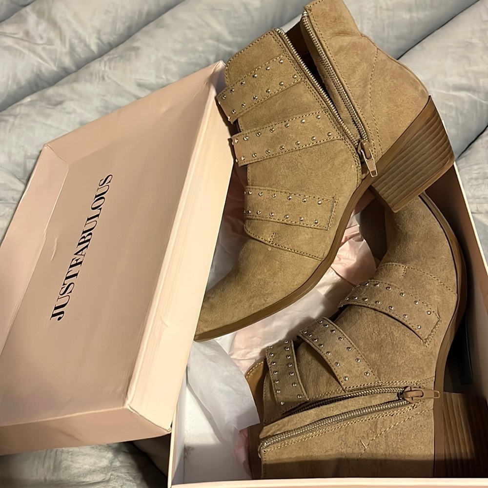 Brown justfab boots small heel